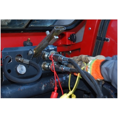 Grapple UNIFOREST Scorpion 1800F 3