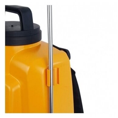 Battery-operated backpack sprayer VOLPI 12L 3