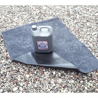 Oil products collecting mat